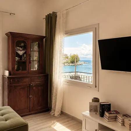 Apartment Virginia's Harbour House Kassiopi