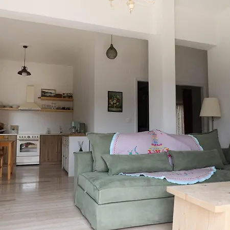 Virginia's Harbour House